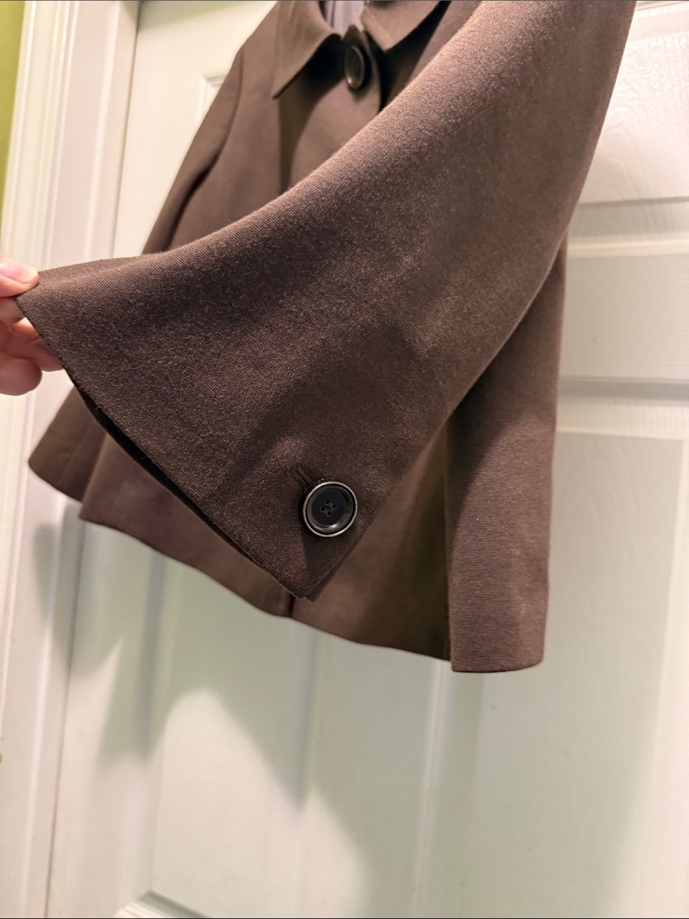 Talbots Brown Cropped Blazer Jacket Pleated Back Stretch Size 10 - Picture 7 of 7